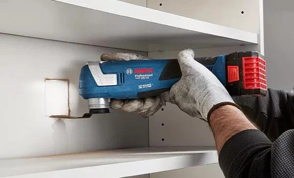 Akumuliatorinis daugiafunkcis įrankis BOSCH GOP 18V-34 be akumuliatoriaus ir kroviklio, kartoninė pakuotė
