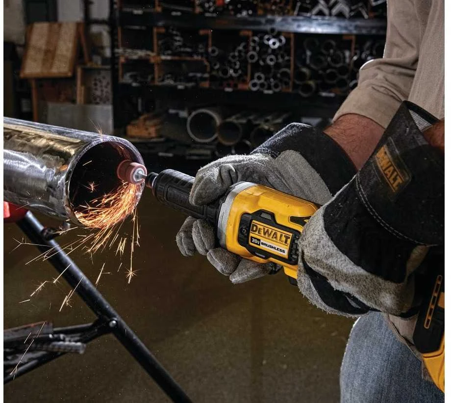 Tiesinis šlifuoklis DeWalt DCG426N; 18 V (be akumuliatoriaus ir pakrovėjo)
