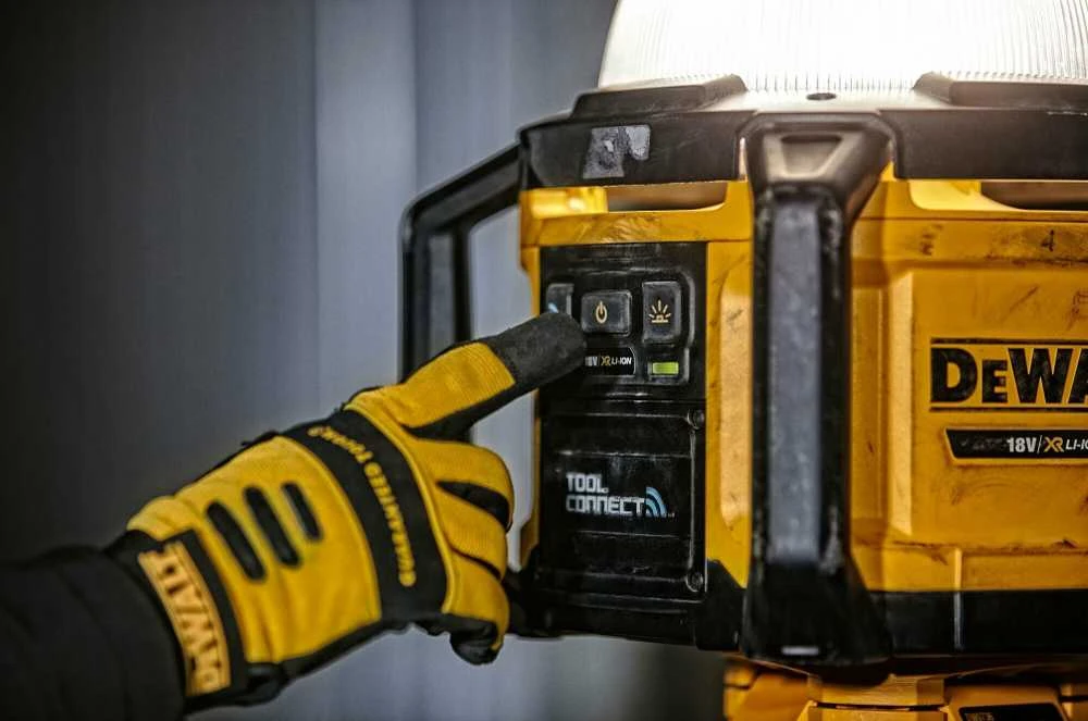 DeWALT prožektorius DCL074 18V be akumuliatoriaus ir kroviklio