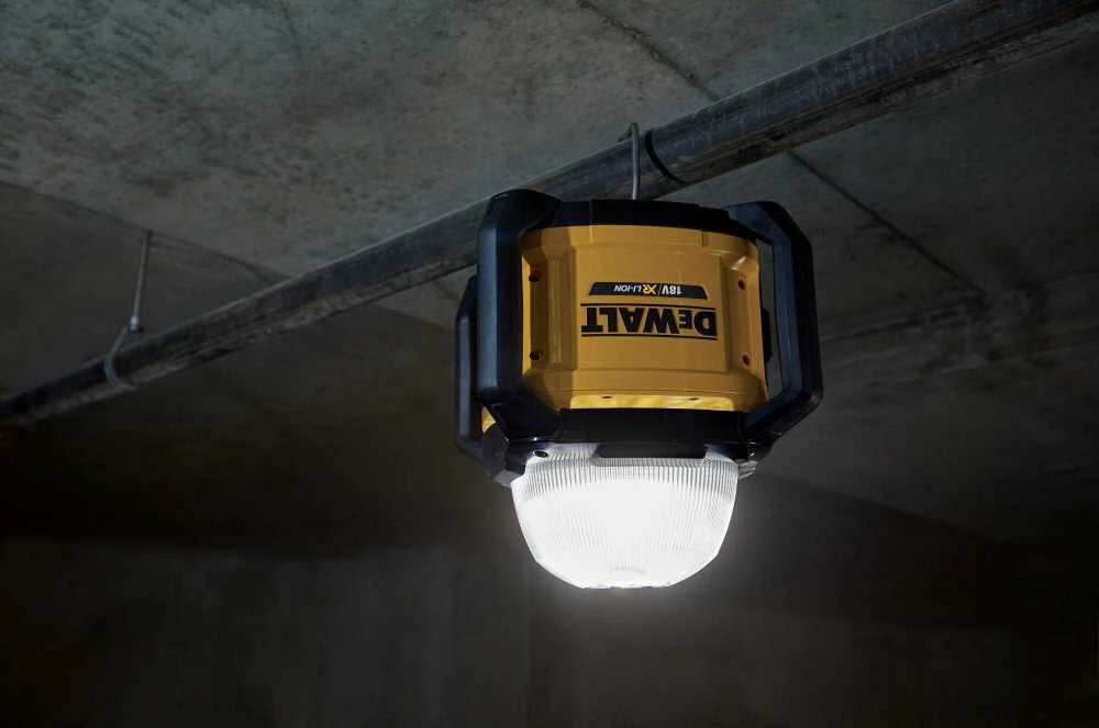 DeWALT prožektorius DCL074 18V be akumuliatoriaus ir kroviklio