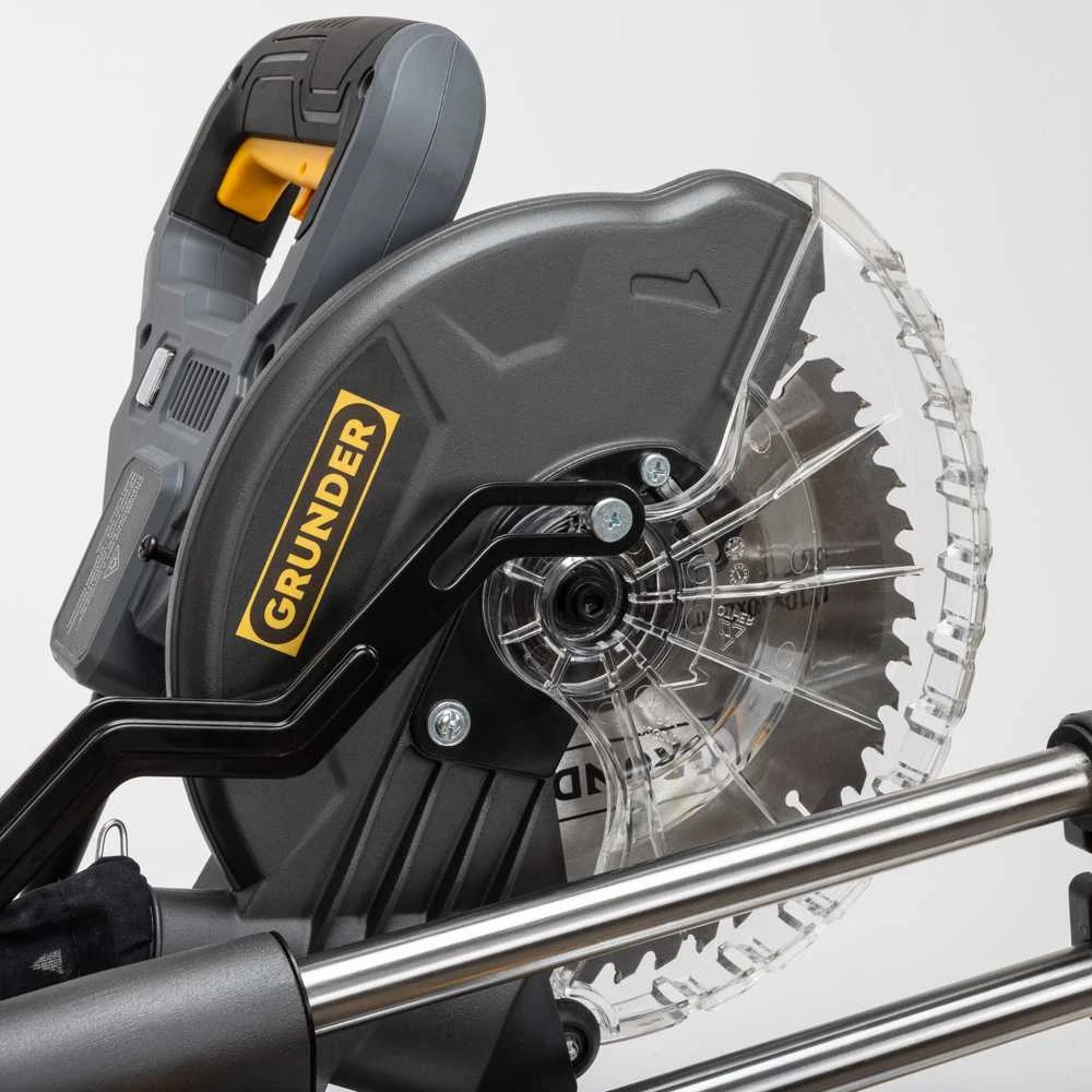 „Carruzzo“ kampinis pjūklas J1G-ZP12-K210A-4 D210 1500W