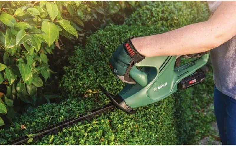 Gyvat. žirklės Bosch EasyHedgeCut 18-45 solo (Ekspozicinė prekė)