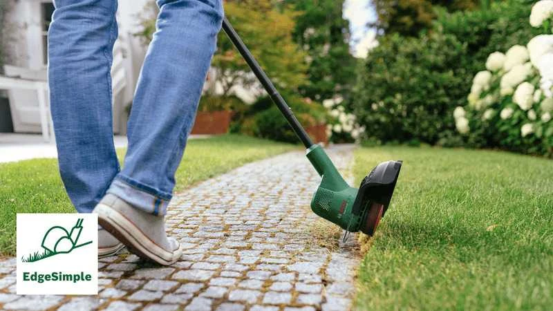 Akumuliatorinė žoliapjovė Bosch UniversalGrassCut 18V-260