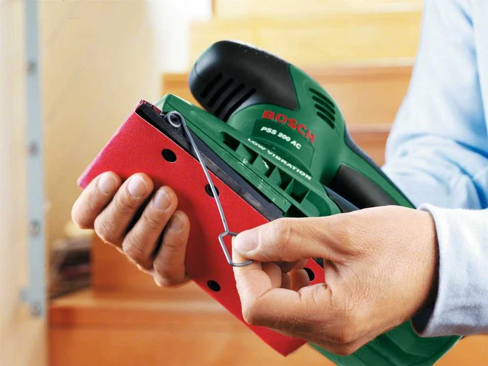 Bosch PSS 200 AC Vibracinis šlifuoklis