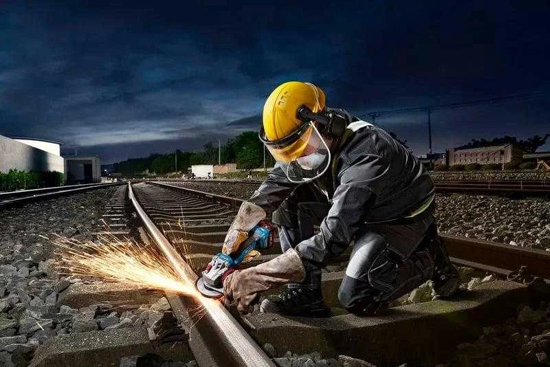 Bosch GWS 18V-11, Solo, CT