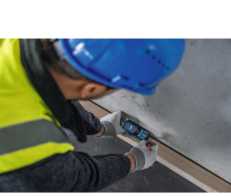 Bosch GLM 40-31, BG 2x1.5V