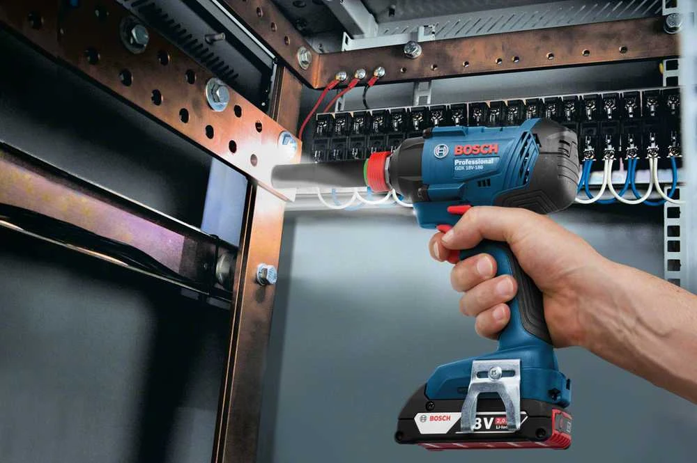 Bosch Akumuliatoriniai smūginiai gręžtuvai-suktuvai GSB 18V-28, be akumuliatoriaus ir kroviklio