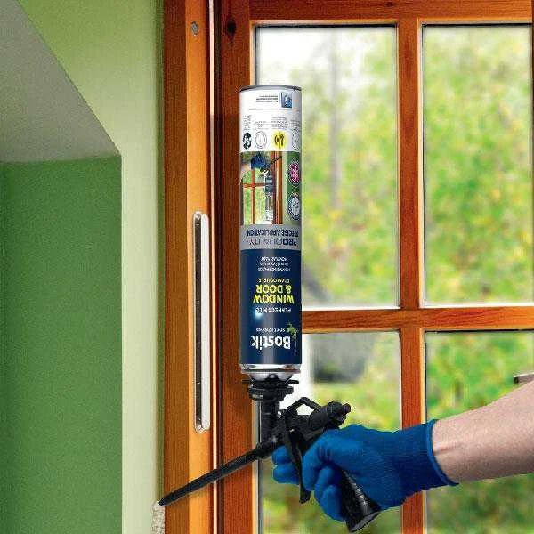 Dell FOAM WINDOW AND DOOR BOSTIK UNIVER 750ML