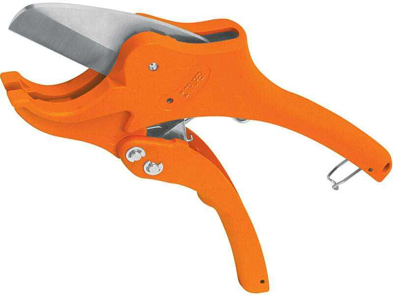 Plastikinių vamzdžių žirklės . Tvirtas metalinis korpusas, nerūdijančio plieno geležtė. Vamzdžiams iki 41 mm. Terkšlinis mechanizmas Truper®