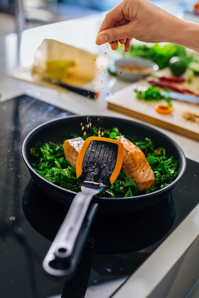 Fiskars FF silikoninė mentelė