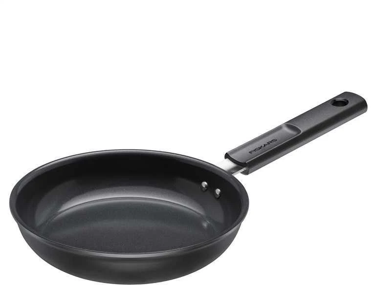 Keptuvė Fiskars Hard face 1075457, 20 cm, aliuminis