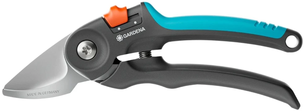 Gardena Sekatorius PremiumCut šviežiai medienai, su prasilenkiančiais ašmenimis, 22 mm kirpimo skersmeniu | 12241-20