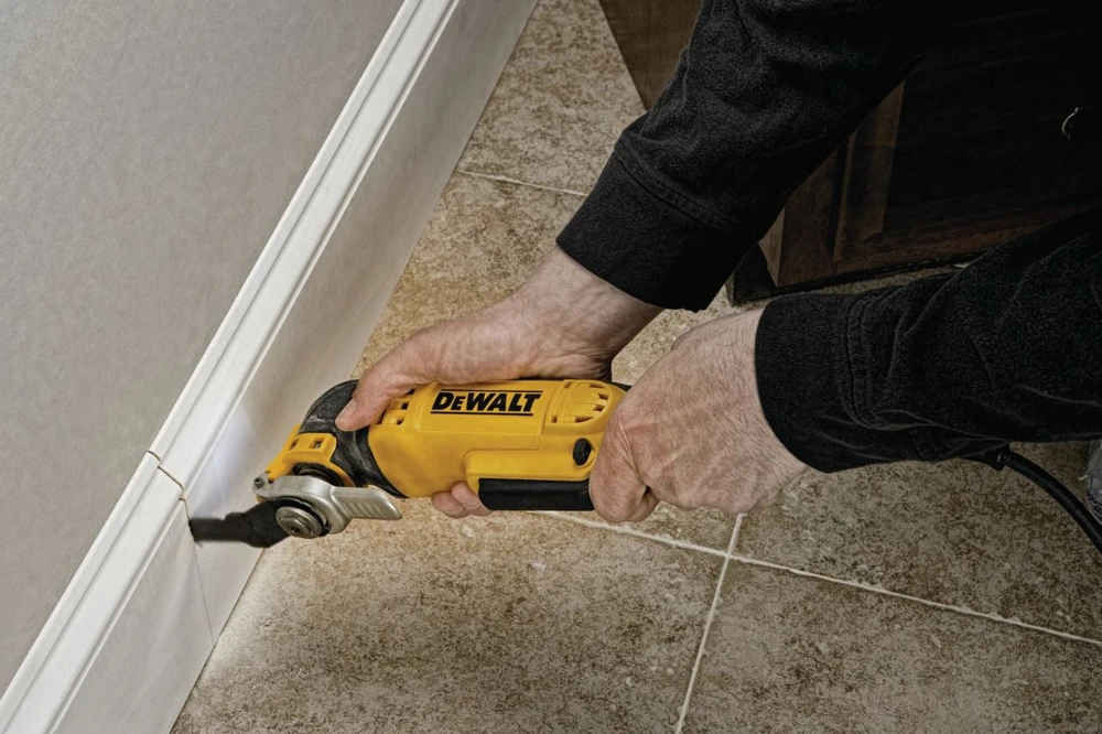 Daugiafunkcinis elektrinis įrankis DEWALT DWE315 300W