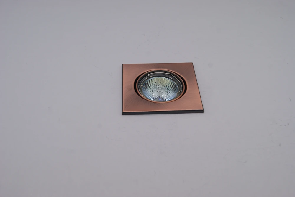 Dekoratyvinis šviestuvas BESK 87x87x27mm