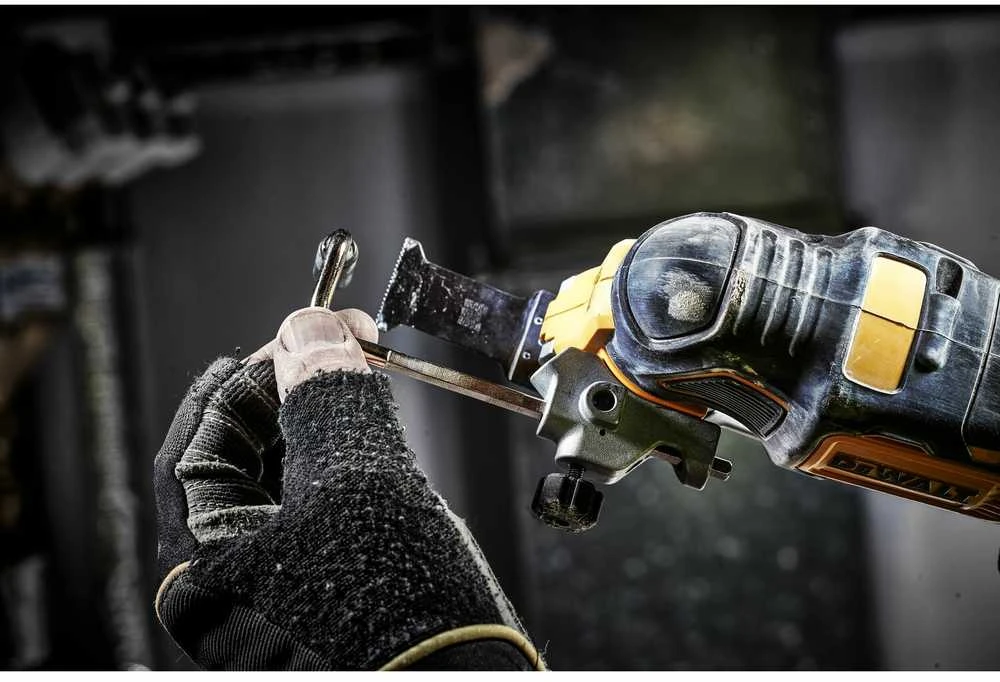 Daugiafunkcinis įrankis DeWalt DCS356P2-QW; 18 V, 2 x 5,0 Ah
