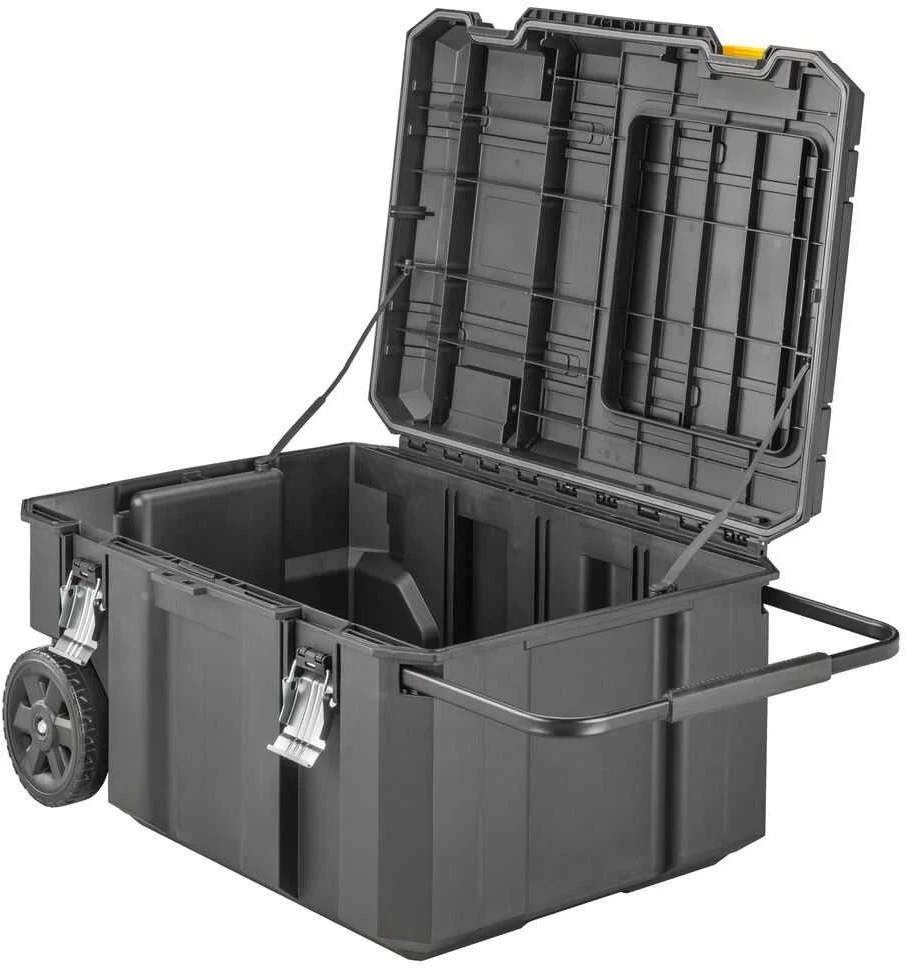 DEWALT.TSTAK BOX ON WHEELS | DEWALT