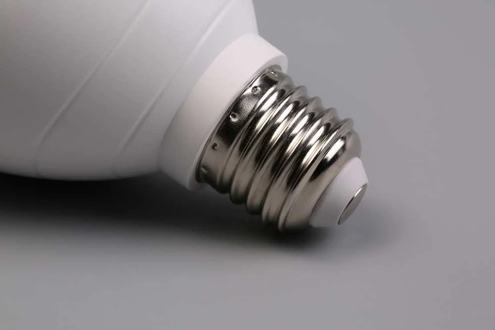 Standart LEMPUTĖ DISCO LED E27 3W RGB IP20