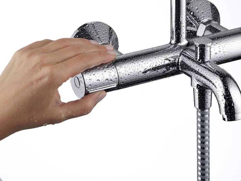 Dušo komplektas su termostatiniu maišytuvu Hansgrohe Vernis Blend 200, chromo sp.