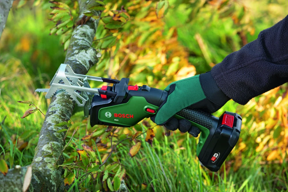 Akumuliatorinis sodo pjūklas Bosch KEO 18 LI (18V / 1x2,0Ah)