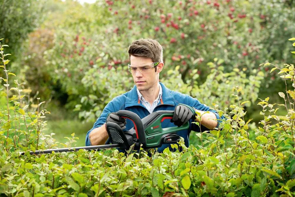 Bosch gyvatvorių žirklės UniversalHedgeCut 18-50, 18V, 1x2,5Ah