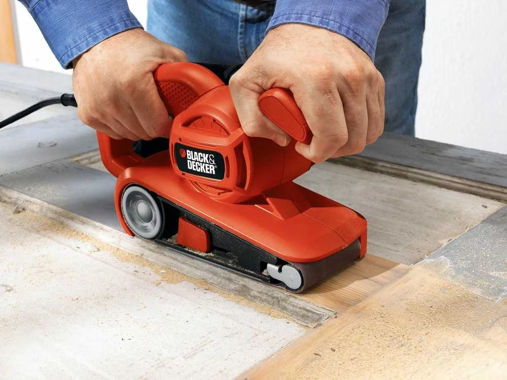 Black & Decker Juodas + DECKER DIRŽINIS ŠLIUOTUVAS 720 W 75 x 457 mm KA86