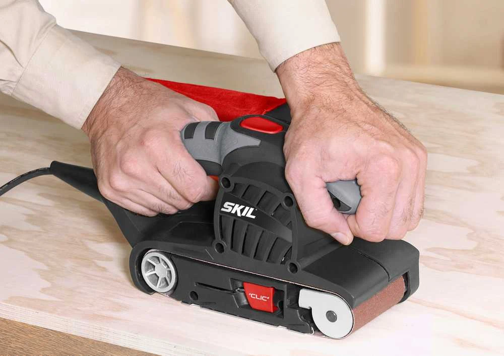Juostinis šlifuoklis Skil 1210 AA