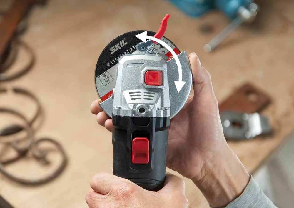 SKIL Kampinis šlifuoklis 9021AA 600W 125mm