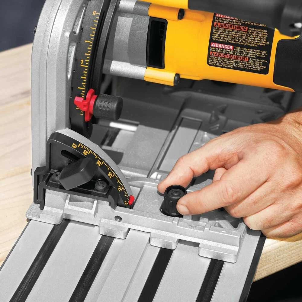 Dewalt elektrinis įleidžiamas pjūklas + kreipiančioji liniuotė, 1,5 m (‎DWS520KTR-QS)