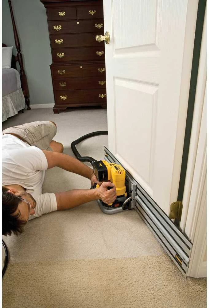 Dewalt elektrinis įleidžiamas pjūklas + kreipiančioji liniuotė, 1,5 m (‎DWS520KTR-QS)