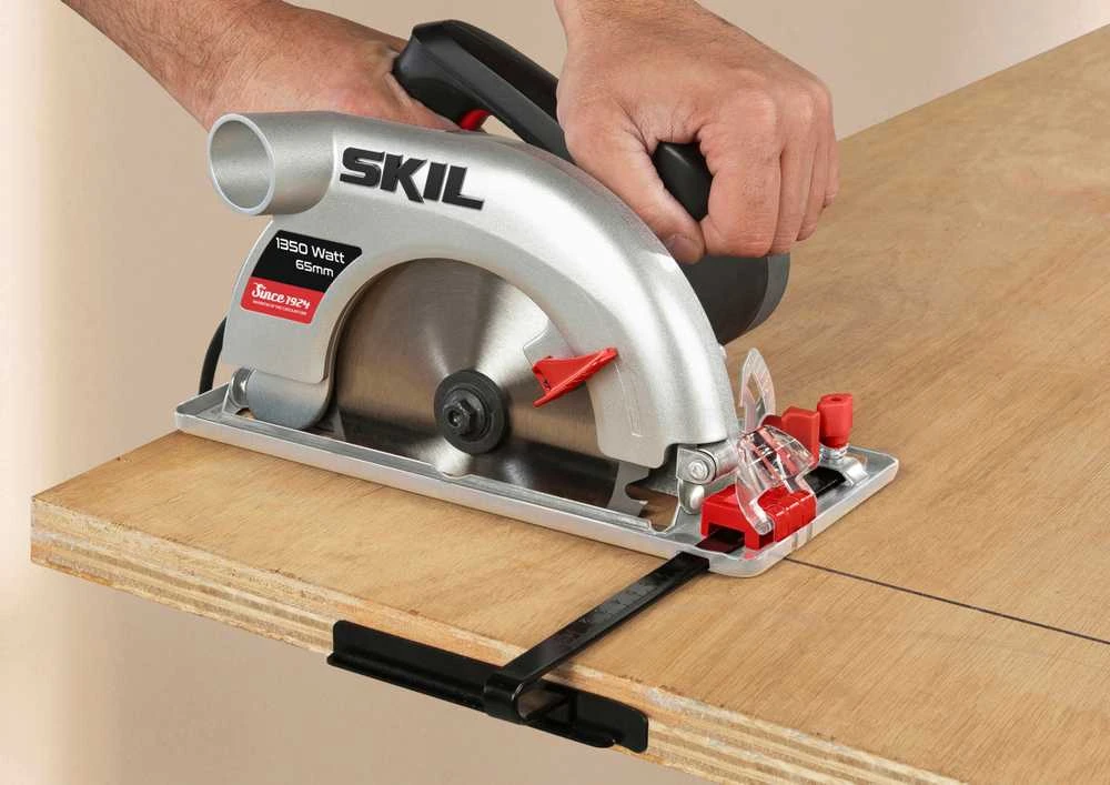 Skil SKI CIRCULAR SAW 5765AA