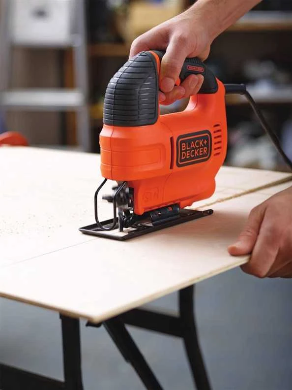 Black & Decker Juodas & Decker Siaurapjūklis KS501EK 65 mm 400W, Juodas & Decker