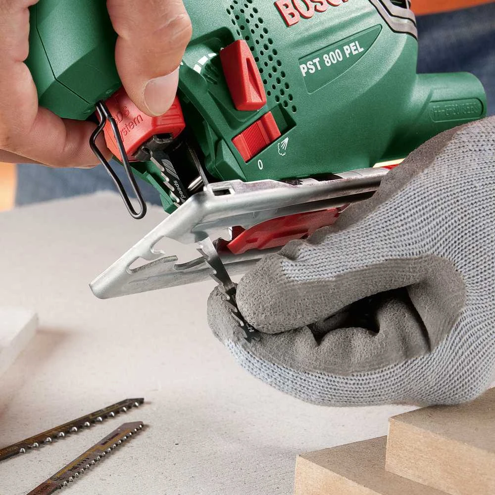 Siaurapjūklis Bosch PST 800 PEL Compact