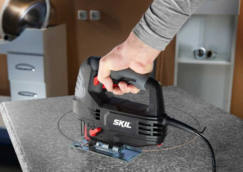 Skil SKI siaurapjūklis 4390 AA 710W + 1 BLADE