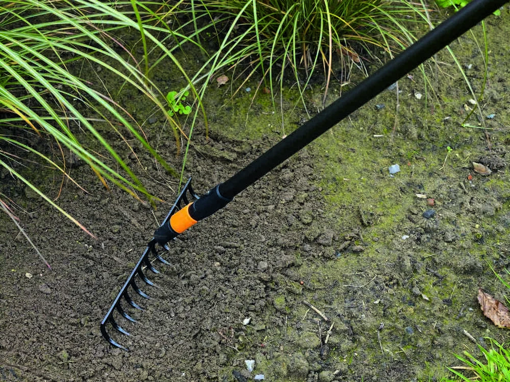 Fiskars Soil Rake