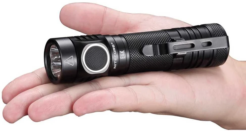 Nešiojamas žibintas - Nitecore E4K 4400 liumenų 200m spindulys USB-C įkraunamas