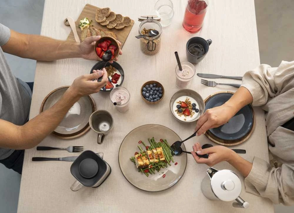 Stalo įrankių rinkinys Maku Kitchen Life Basic, matinis juodas, 16 vnt.