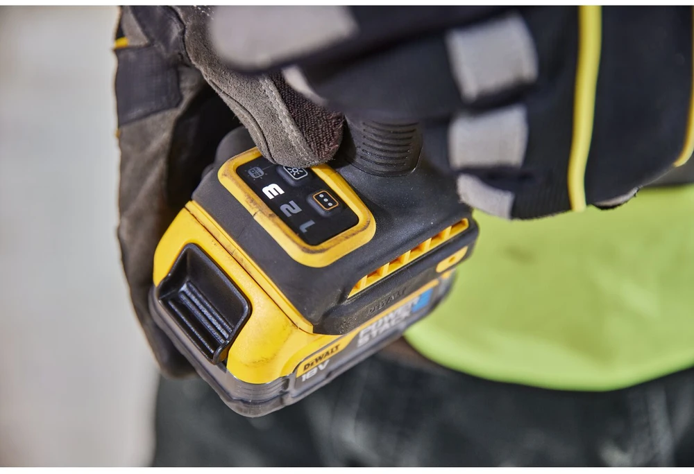 Grąžtas Bezvadu triecienurbjmašīna Dewalt DCF860N-XJ, 18 V