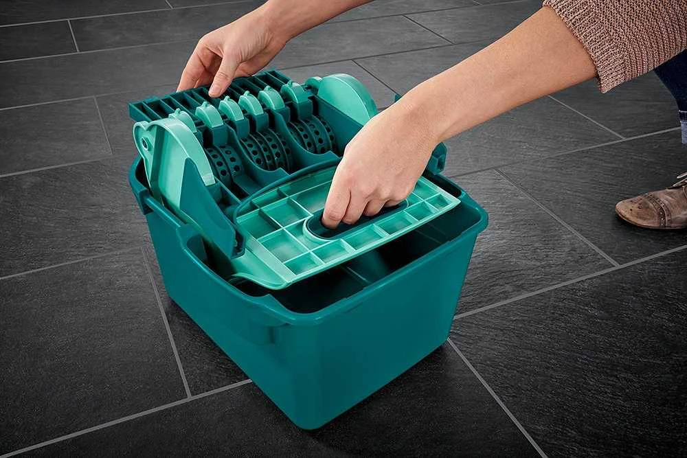 Leifheit Grindų šepečio kibiras PROFI COMPACT