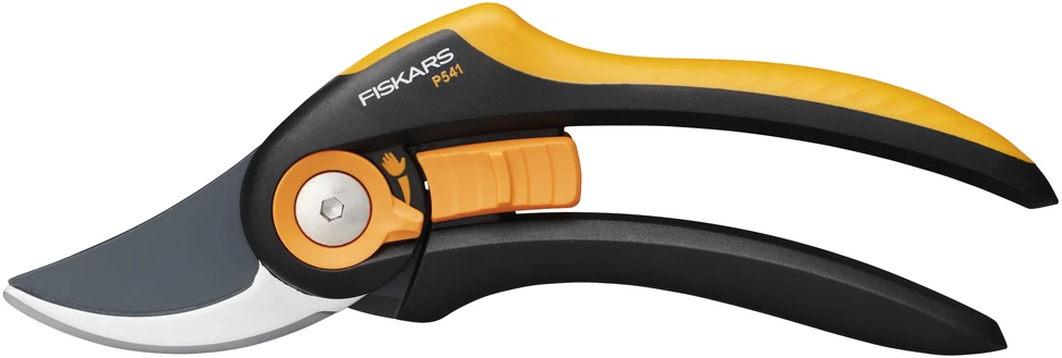 Fiskars Plus SmartFit sekatorius prasilenkiančiais ašmenimis (P541) 1057169