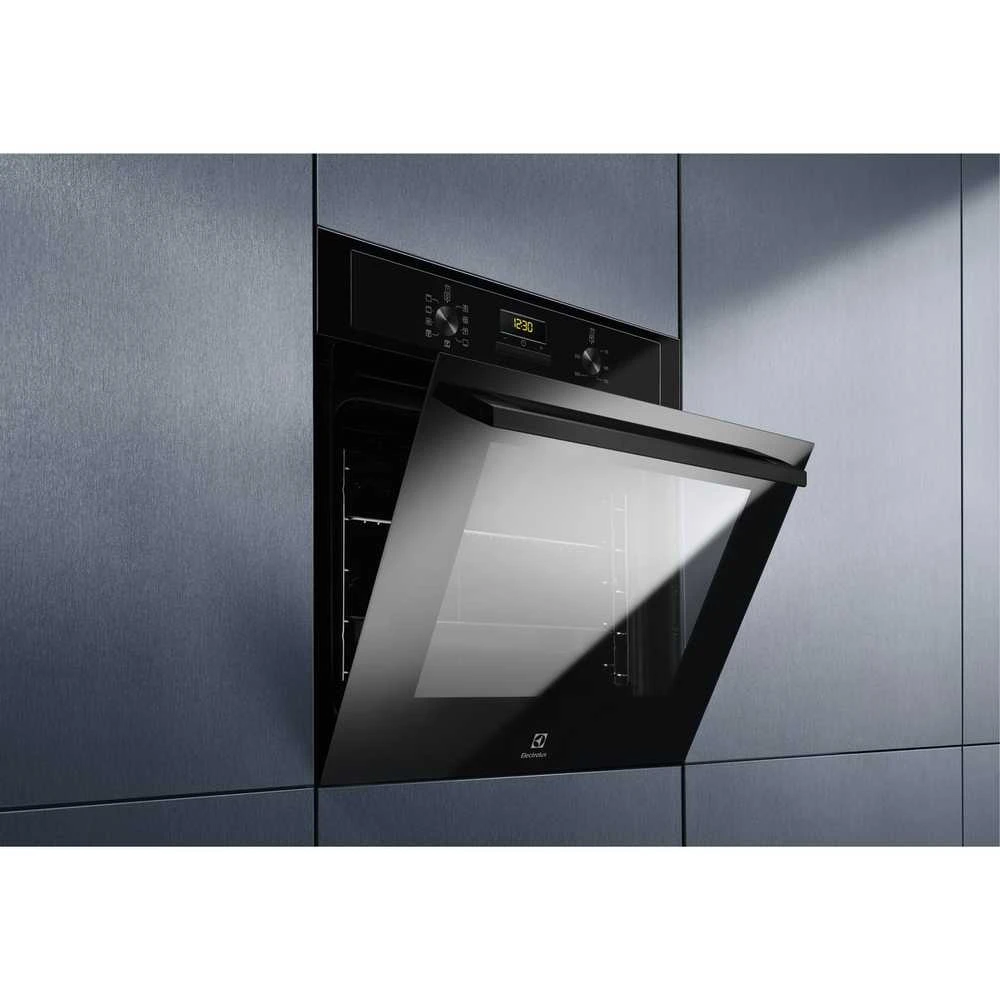 Juodos spalvos orkaitė Electrolux EOD3H50BK