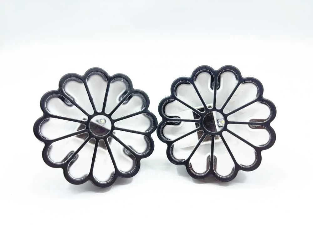 Įsmeigiamas šviestuvas su saulės baterija Domoletti Flower, 0.06W, IP44, skaidri sp.