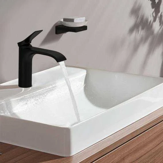 Izlietņu jaucējkrāns Hansgrohe Vivenis ComfortZone 110, melna krās.