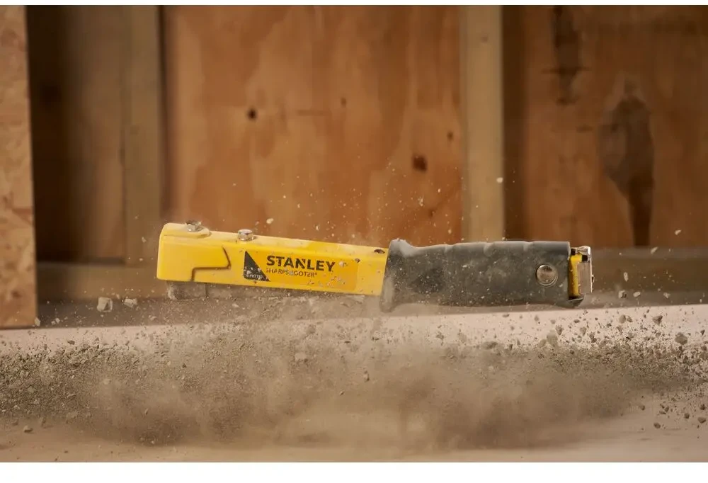 Smūginio tipo kabiamušis „STANLEY“ PHT150