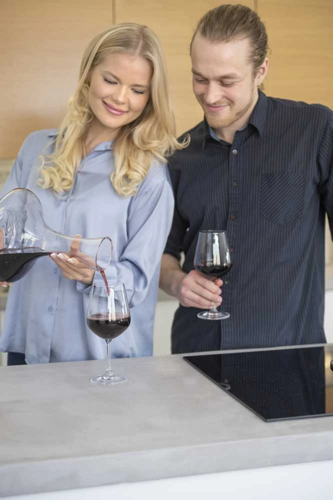 Maku Kitchen Life Vyno dekanteris, 1,1 l su kamštiniu dangčiu