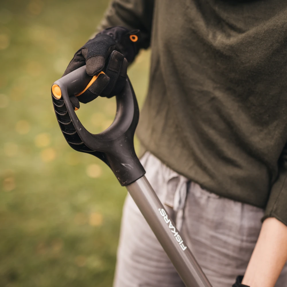 Fiskars Ergonomic smailus kastuvas