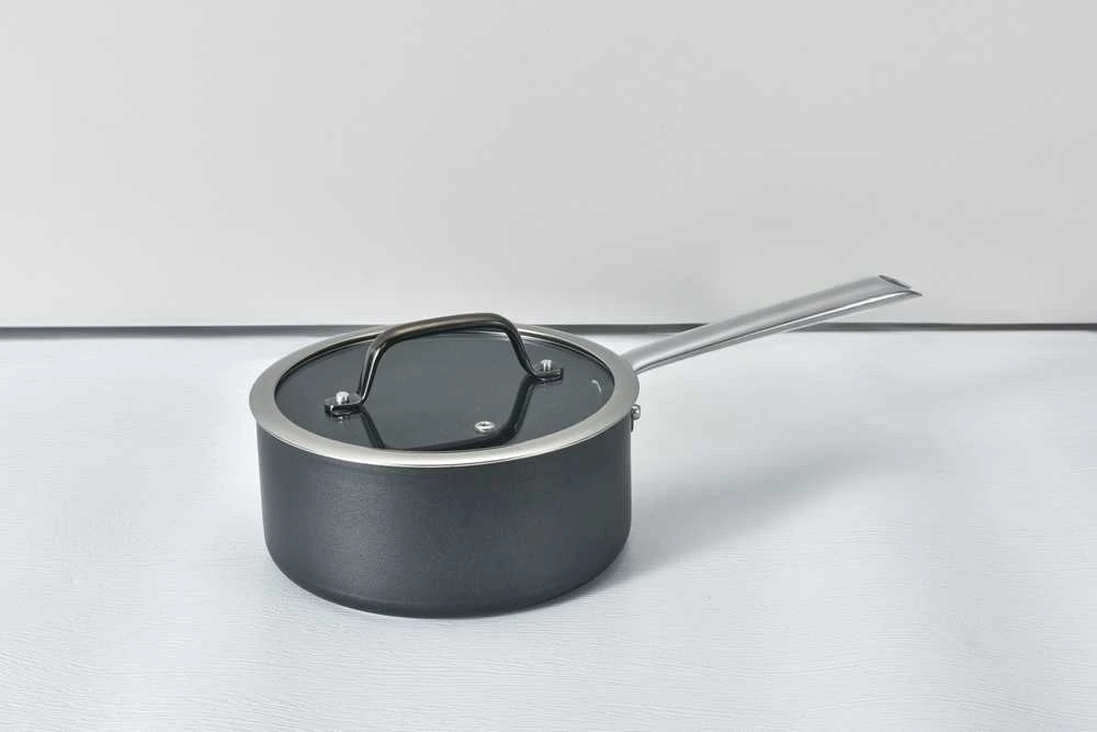 Puodas DOMOLETTI Juodas MODERN, 16 cm, 1,3 l