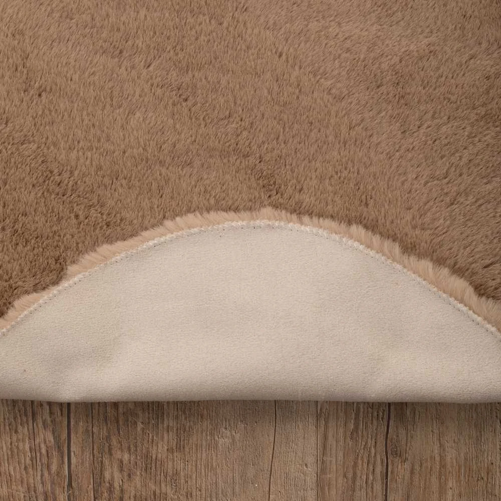 Domoletti FUR FAKE RABBIT 90X60CM SAND REGULAR