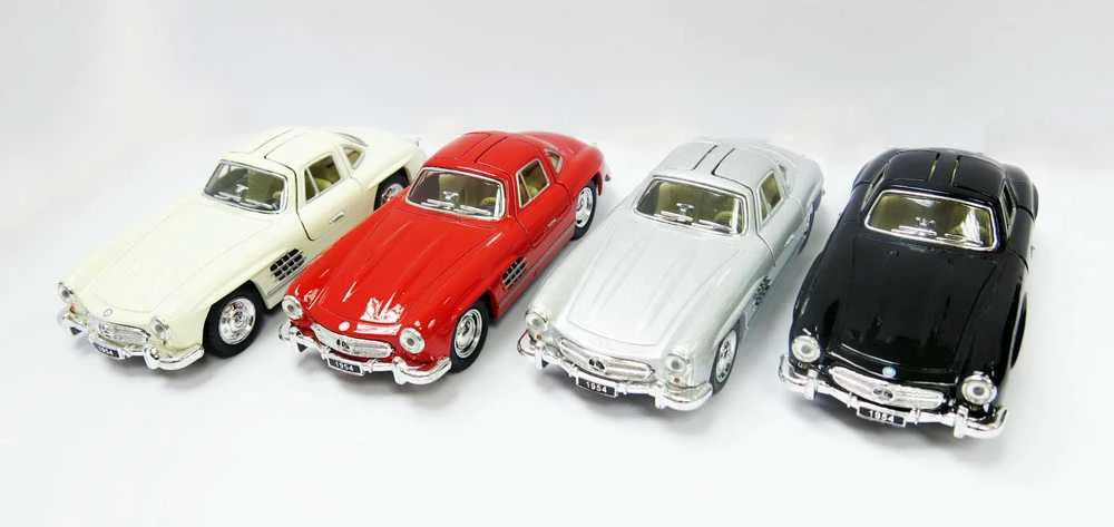 KINSMART Automobilis 1954 MERCEDES-BENZ 300SL, 1:38