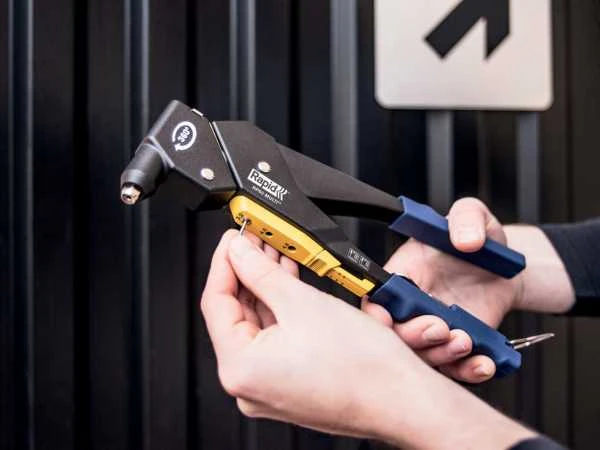 Kniediklis RP60 MULTI 360° pasukama galvute, Rapid