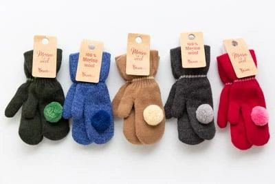 Knitas PIRŠTINĖS DVIGUBOS SU BUMBULAIS 874 DYD 5-7